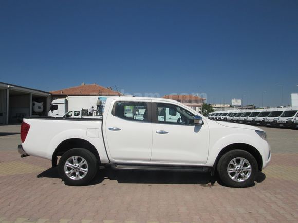 BÜYÜKSOYLU 'DAN 2021 MODEL NAVARA 2.3 DCI 4X4 Ç.KABİN