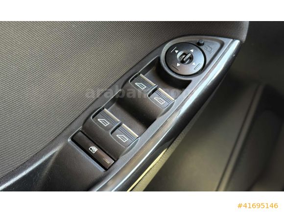 2017 FORD FOCUS TİTANİUM 1.5 TDCİ OTOMATİK HATASIZ BOYASIZ LANSM