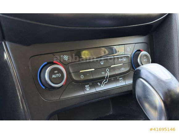 2017 FORD FOCUS TİTANİUM 1.5 TDCİ OTOMATİK HATASIZ BOYASIZ LANSM