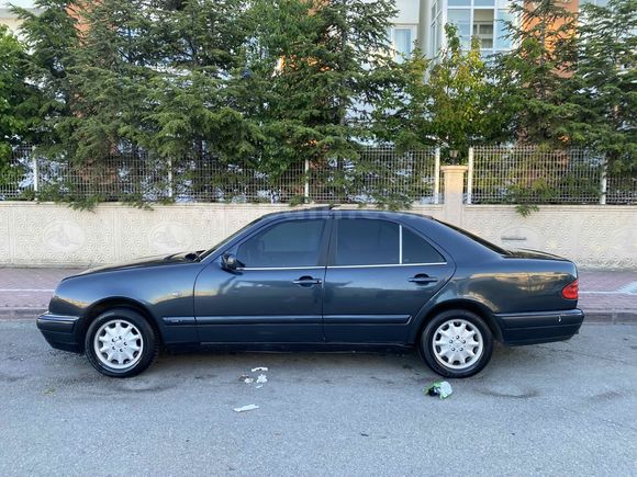 Sahibinden Mercedes - Benz E 200 Classic 1996 Model 