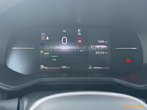 AKDAĞ MOTOR'S DAN 2026 ÇIKIŞLI 2025 CLİO 5 SIFIR EVOLUTİON GSR2