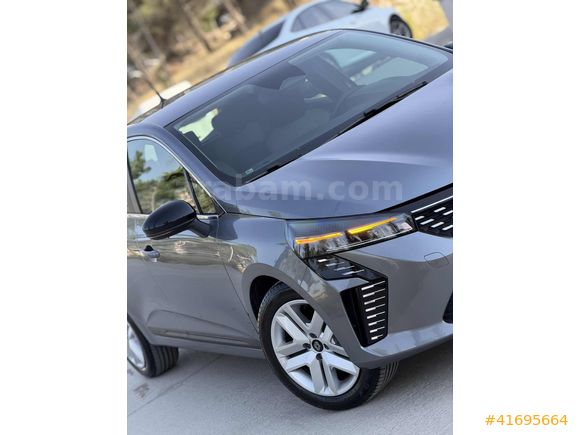 AKDAĞ MOTOR'S DAN 2026 ÇIKIŞLI 2025 CLİO 5 SIFIR EVOLUTİON GSR2