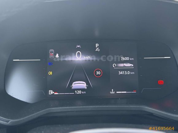 AKDAĞ MOTOR'S DAN 2026 ÇIKIŞLI 2025 CLİO 5 SIFIR EVOLUTİON GSR2