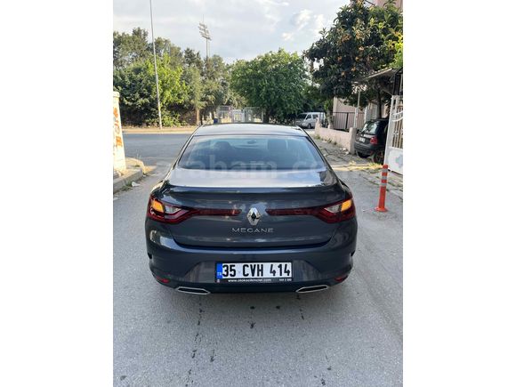Sahibinden Renault Megane 1.3 TCe Touch 2023 Model 