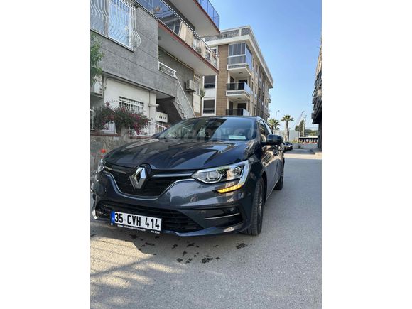 Sahibinden Renault Megane 1.3 TCe Touch 2023 Model 