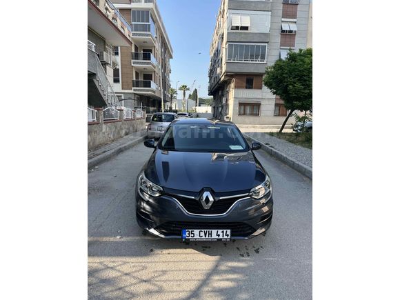 Sahibinden Renault Megane 1.3 TCe Touch 2023 Model 