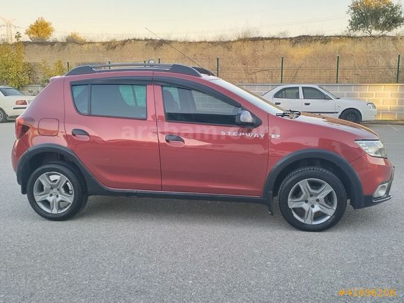 DACİA SANDERO STEPWAY 1.5 DCI OTOMATİK