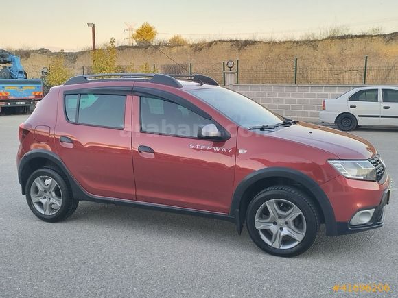 DACİA SANDERO STEPWAY 1.5 DCI OTOMATİK