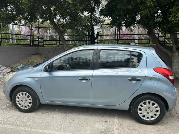 Sahibinden Hyundai i20 1.2 MPI Team 2009 Model 