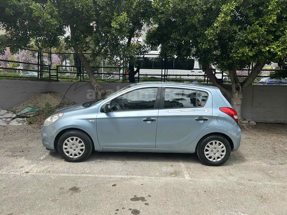 Sahibinden Hyundai i20 1.2 MPI Team 2009 Model 