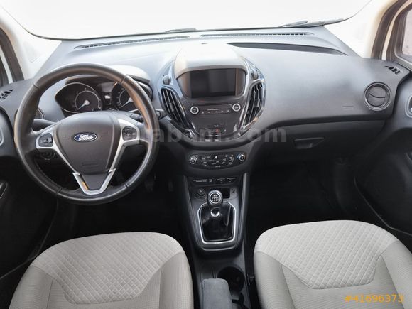 FORD COURİER TİTANYUM PLUS OTOMOBİL