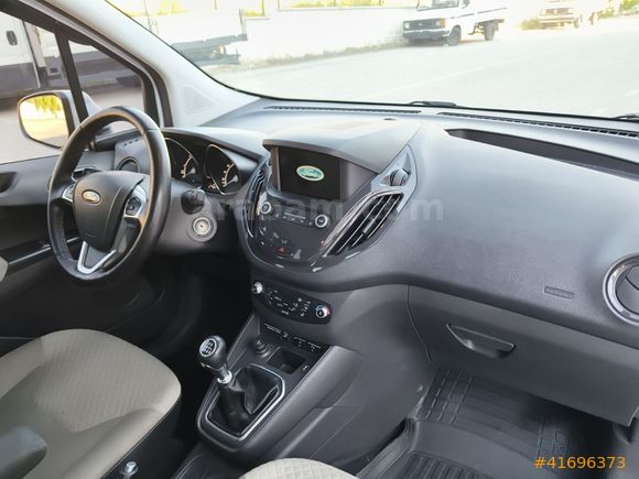 FORD COURİER TİTANYUM PLUS OTOMOBİL
