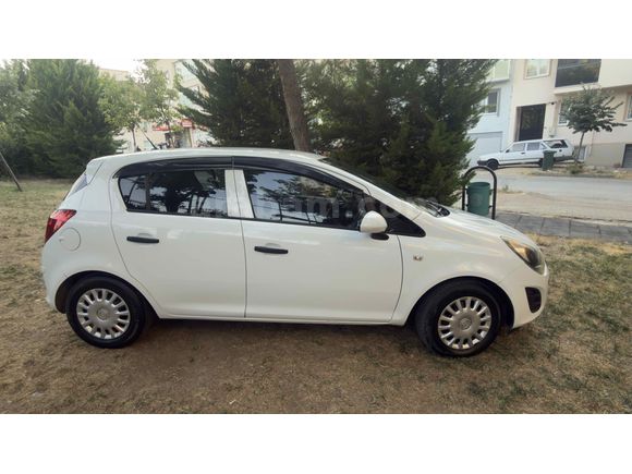 GOpel Corsa 1.3 CDTI Essentia 2014 Model Bursa