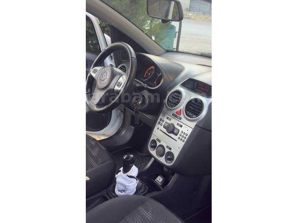 GOpel Corsa 1.3 CDTI Essentia 2014 Model Bursa