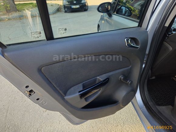 SİNVAR MOTORS dan corsa