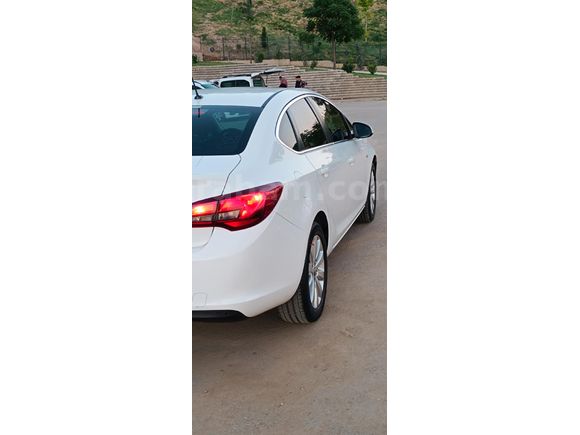 Sahibinden Opel Astra 1.6 CDTI Elite 2016 Model