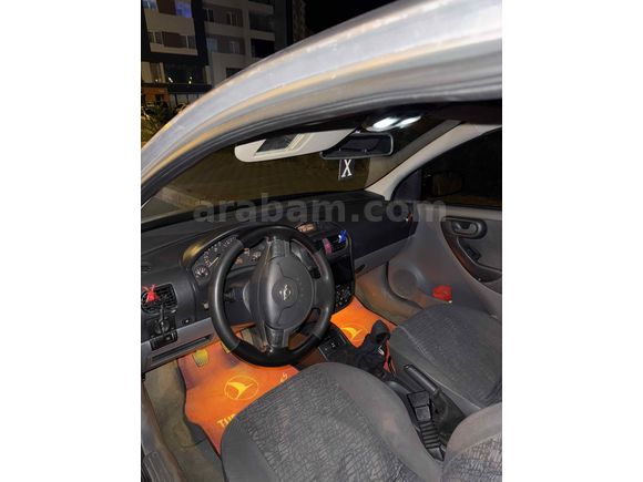 MASRAFSIZ HERŞEYİ SIFIR İHTİYACTAN SATILIK CORSA