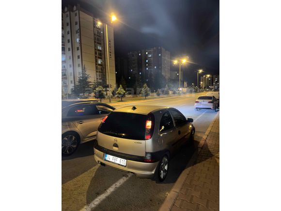 MASRAFSIZ HERŞEYİ SIFIR İHTİYACTAN SATILIK CORSA