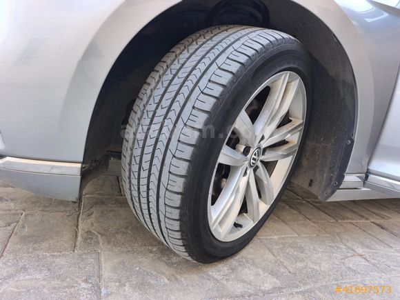 ÜMİT AUTO/2019/BOYASIZ/PASSAT/ELEGANCE/OTOMATİK/210.BİN.KM/