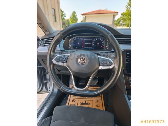 ÜMİT AUTO/2019/BOYASIZ/PASSAT/ELEGANCE/OTOMATİK/210.BİN.KM/