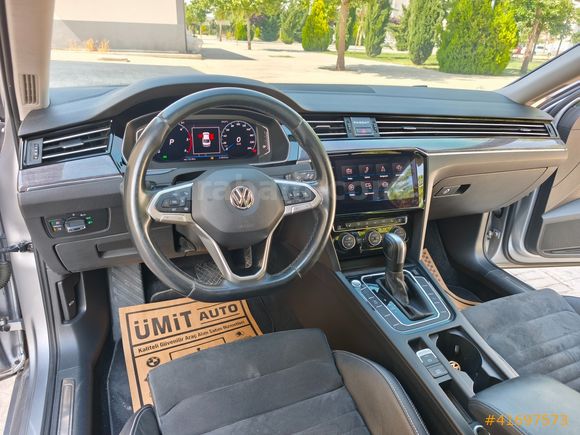 ÜMİT AUTO/2019/BOYASIZ/PASSAT/ELEGANCE/OTOMATİK/210.BİN.KM/