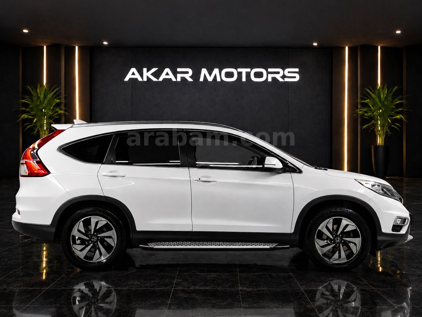 Galeriden Honda CR-V 1.6 i-DTEC Executive+ 2017 Model İstanbul 139.000 km Beyaz 4