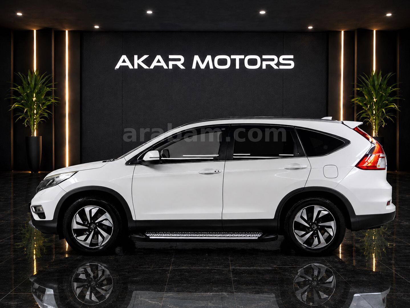Galeriden Honda CR-V 1.6 i-DTEC Executive+ 2017 Model İstanbul 139.000 km Beyaz 2