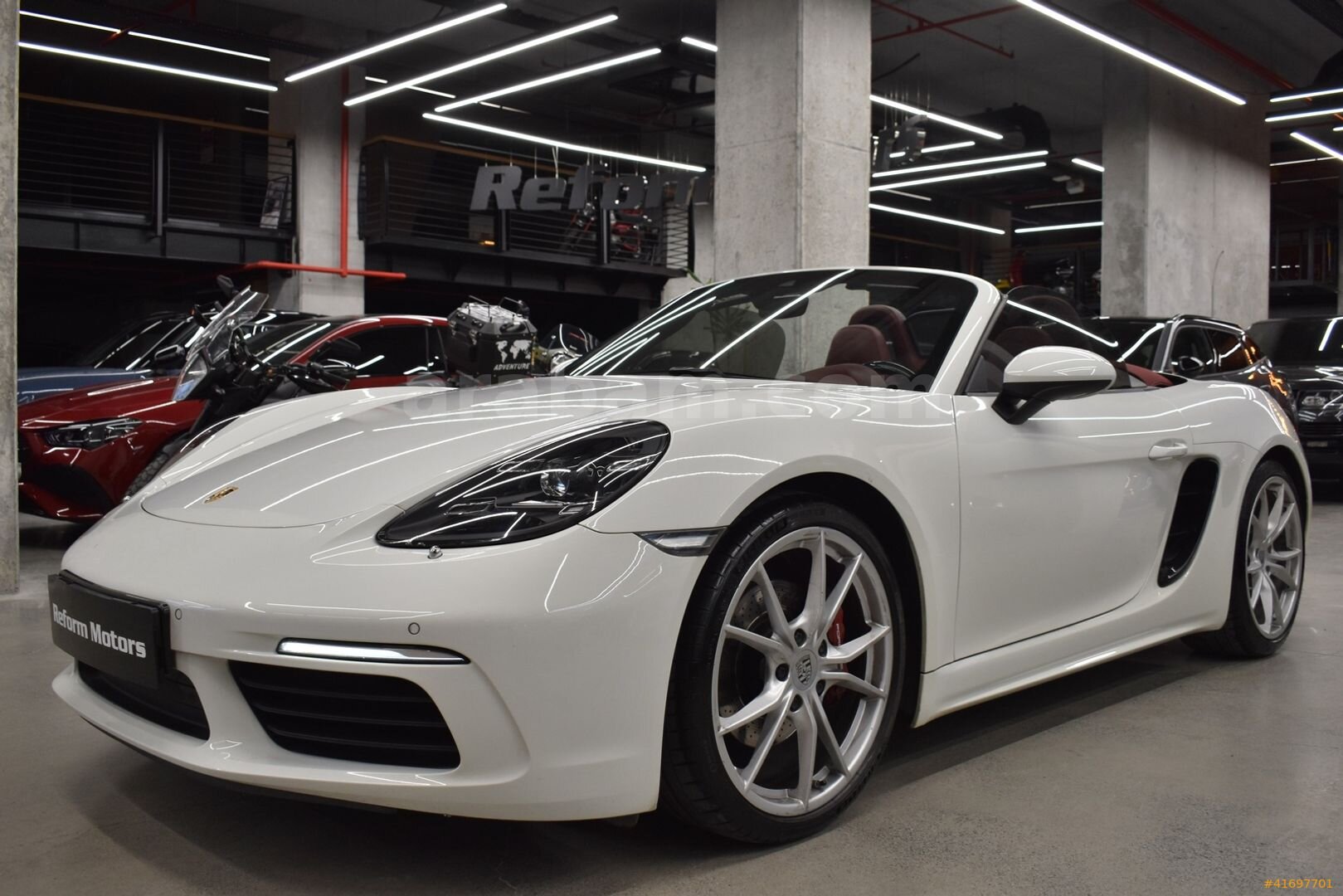 Galeriden Porsche 718 Boxster 2017 Model İstanbul 72.500 km Beyaz 4