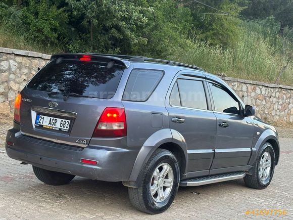 DEGİŞENSIZ TEMİZ 4×4