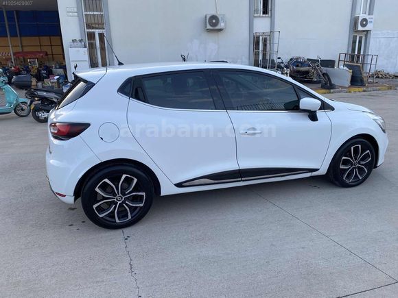 2017 MODEL 98 BİN KM CLİO ICON HATASIZ BOYASIZ OTOMATİK VİTES