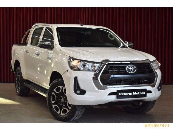 REFORM MOTORS 2023 HILUX 2.4 4X4 ADVENTRE MANUEL BOYASZ"GERİ GRŞ