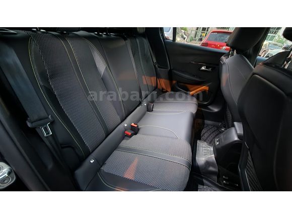 Sahibinden Peugeot e-208 GT 2024 Model 