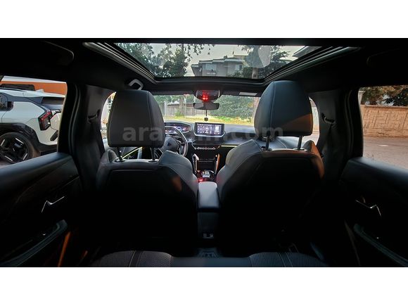 Sahibinden Peugeot e-208 GT 2024 Model 