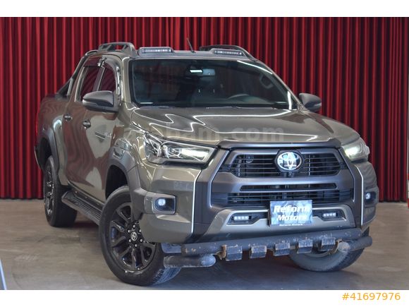 REFORM MOTORS 2022 HİLUX 2.4 4X4 INVINCIBLE "JBL+360K+ISITMA"