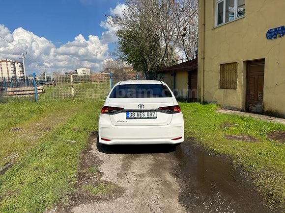 Sahibinden Toyota Corolla 1.5 Dream 2021 Model 