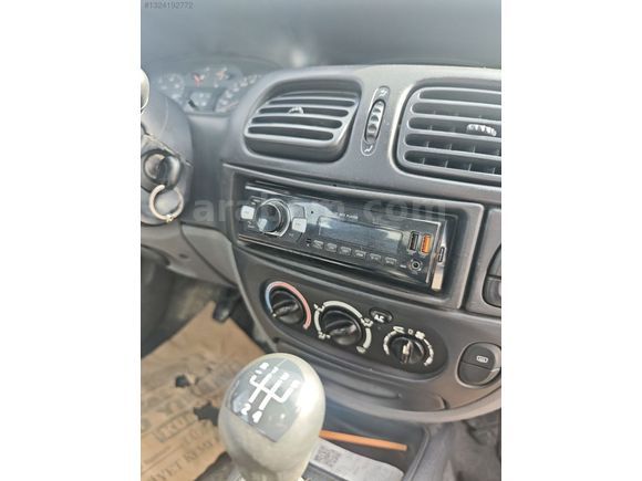 TAŞÇIOĞLU OTOMOTİVDEN CAM GİBİ MEGANE