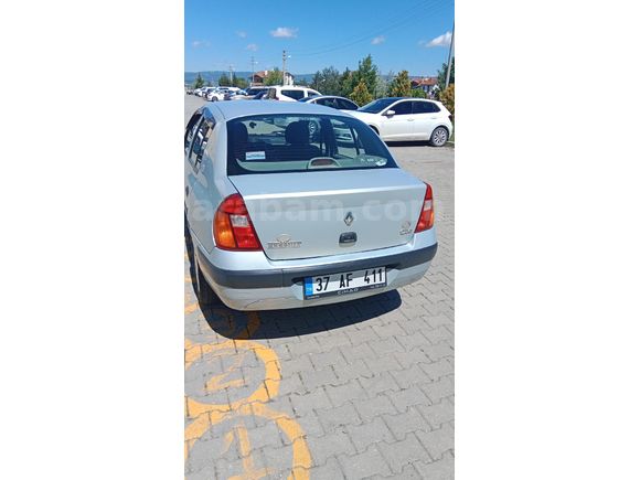 Sahibinden Renault Clio 1.4 Authentique 2004 Model