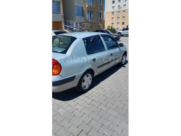Sahibinden Renault Clio 1.4 Authentique 2004 Model