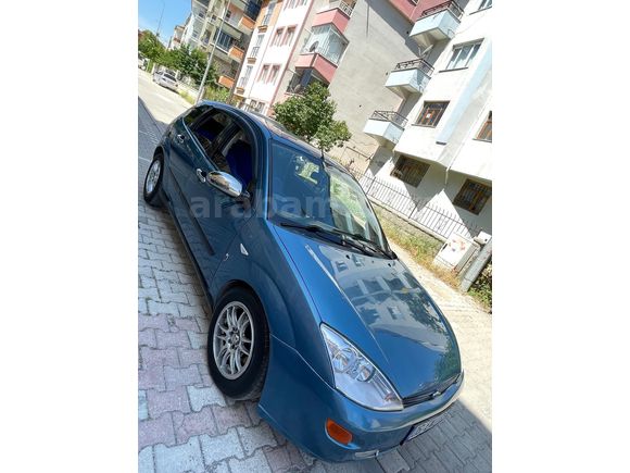 Sahibinden Ford Focus 1.6 Ghia 2000 Model