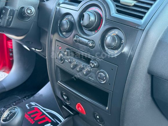 2005 MODEL İLK ELDEN BİRİNCİ SINIF TEMİZLİKTE MEGANE II