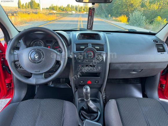 2005 MODEL İLK ELDEN BİRİNCİ SINIF TEMİZLİKTE MEGANE II