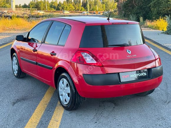 2005 MODEL İLK ELDEN BİRİNCİ SINIF TEMİZLİKTE MEGANE II