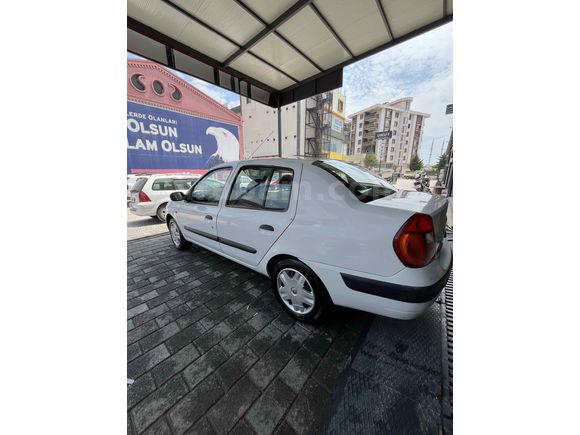 Sahibinden Renault Clio 1.4 Authentique 2004 Model 