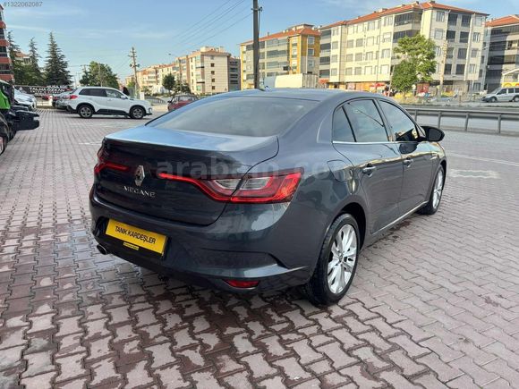 TANIK KARDEŞLERDEN İCON MEGANE DİZEL HATASIZ