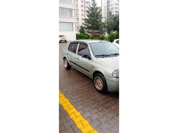 Sahibinden Renault Clio 1.4 Expression 2002 Model