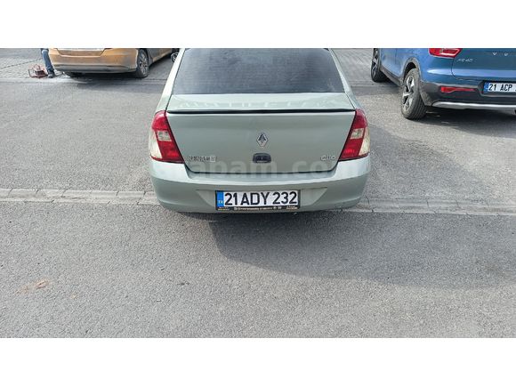 Sahibinden Renault Clio 1.4 Expression 2002 Model