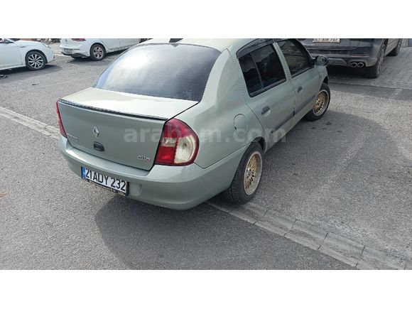 Sahibinden Renault Clio 1.4 Expression 2002 Model