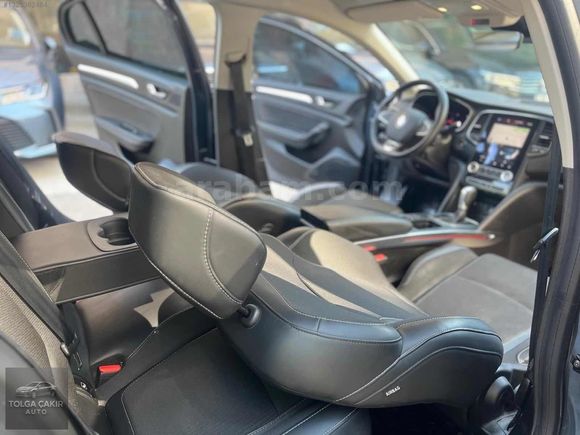 82-BİNDE-2022-MODEL-1.5-BLUE DCİ-İCON-TESLA-EKRAN-OTOMATİK-PARK