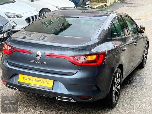 82-BİNDE-2022-MODEL-1.5-BLUE DCİ-İCON-TESLA-EKRAN-OTOMATİK-PARK