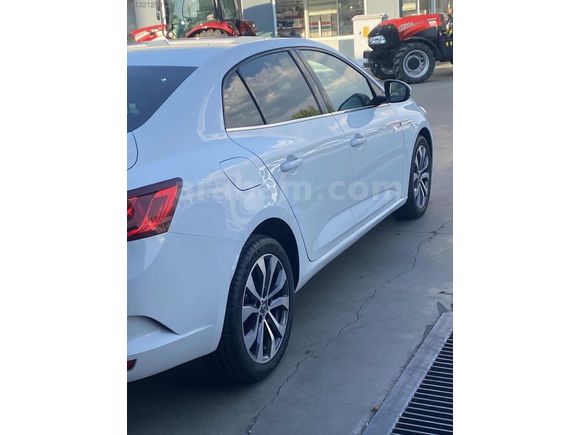 2022 HATASIZ MEGANE ICON 76.000 KM'DE